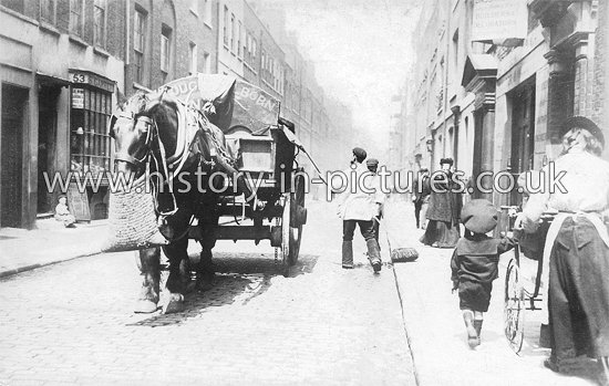 London Types, Dust Cart. London. c.1900's.